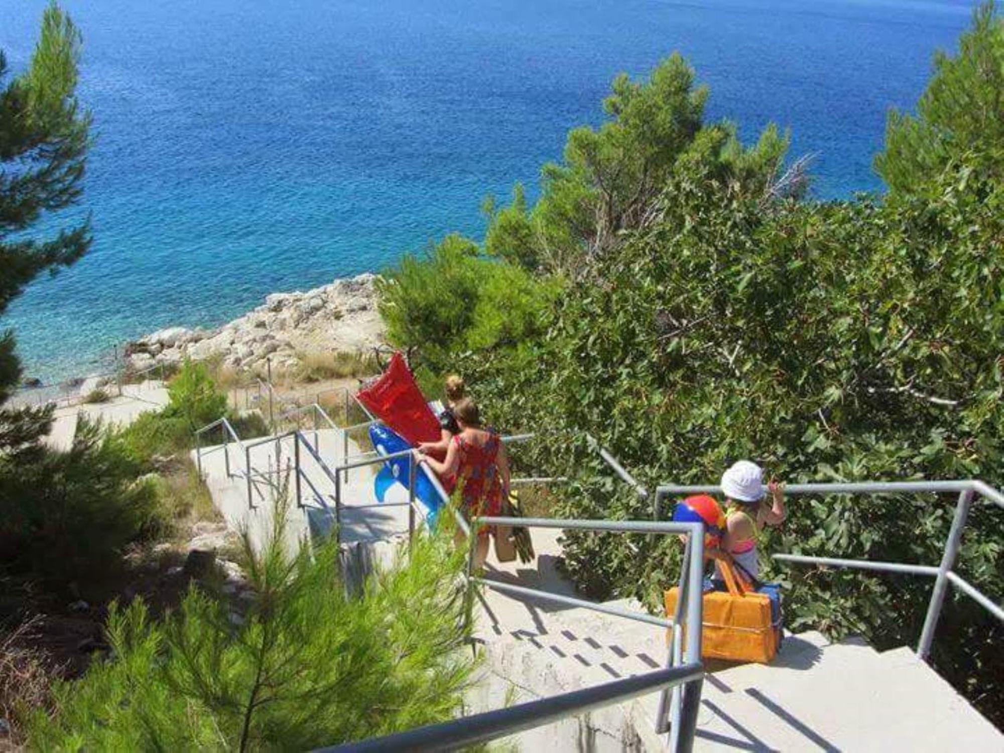 Bed And Breakfast Pero 3 Min Walk To The Beach Lokva Rogoznica Esterno foto