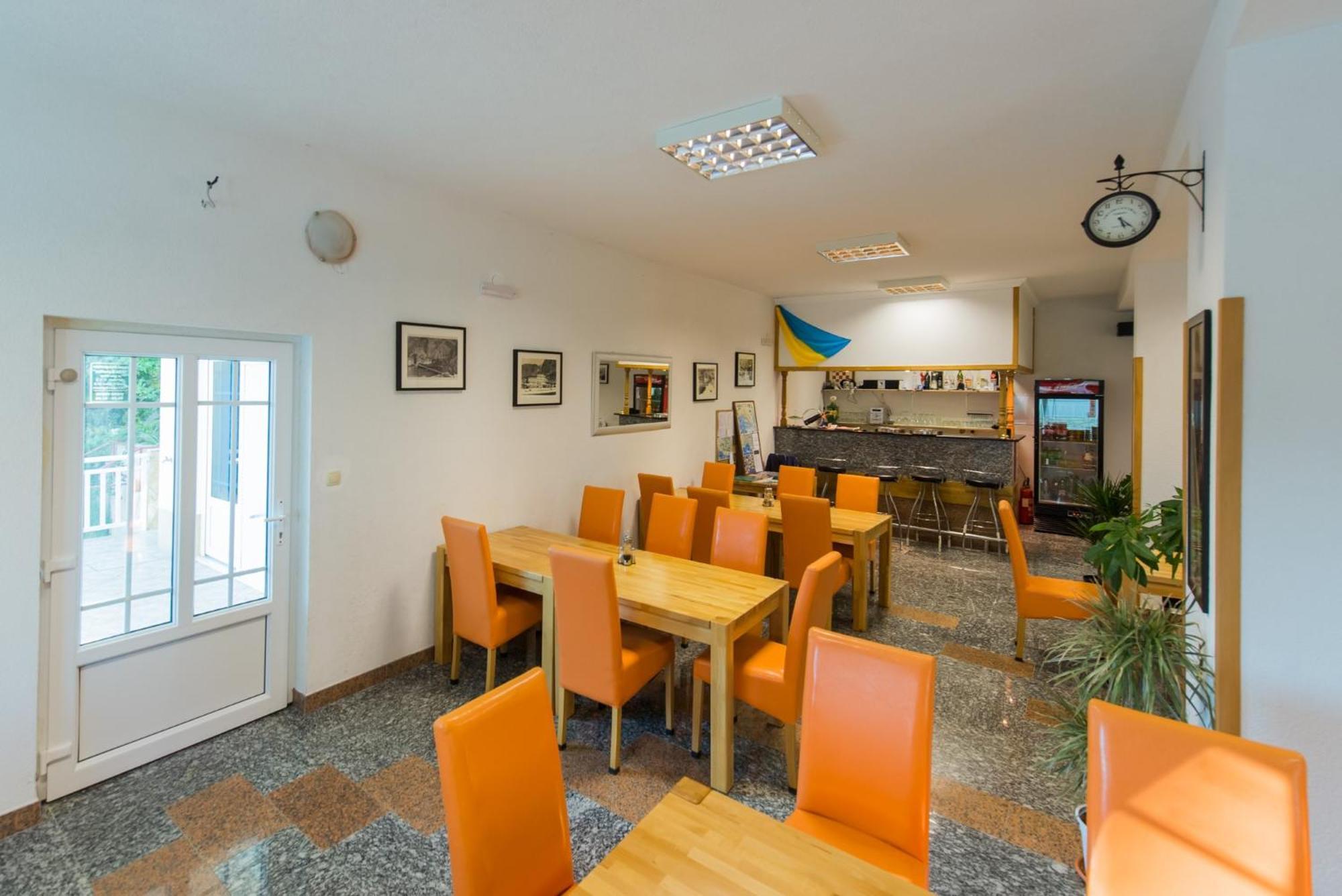 Bed And Breakfast Pero 3 Min Walk To The Beach Lokva Rogoznica Esterno foto